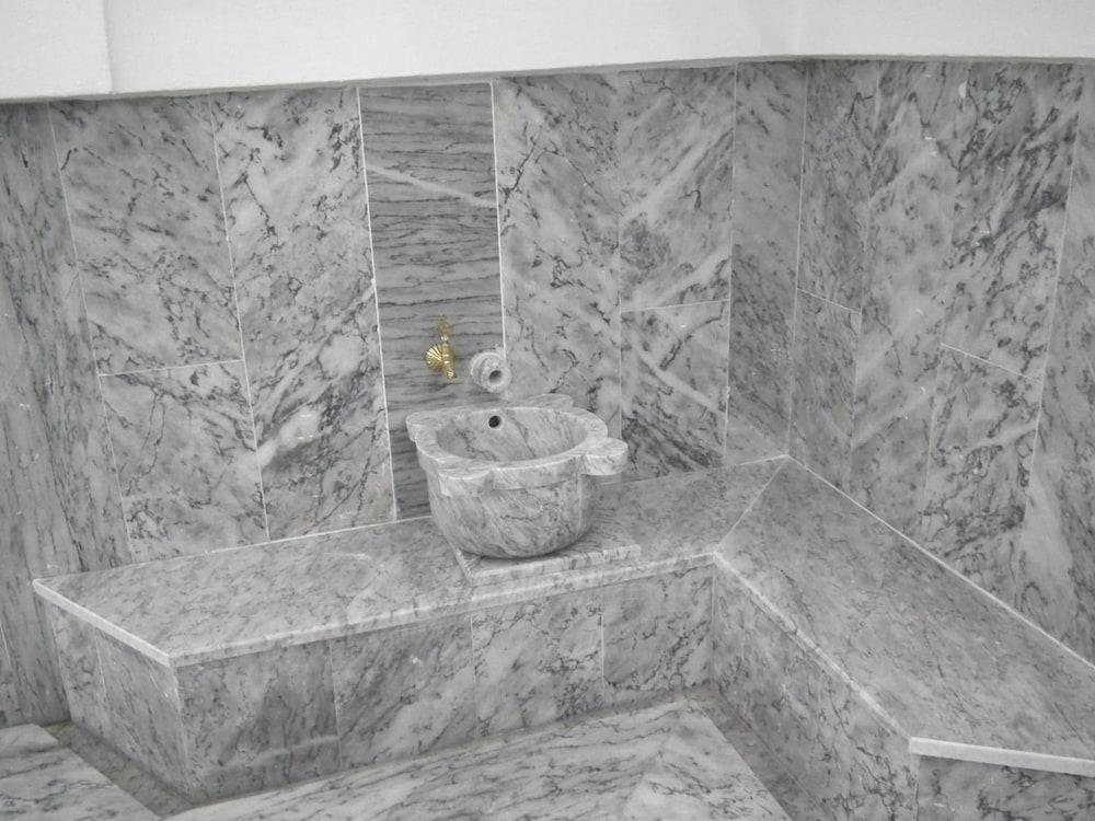 Bolu Termal Otel Karacasu  Buitenkant foto